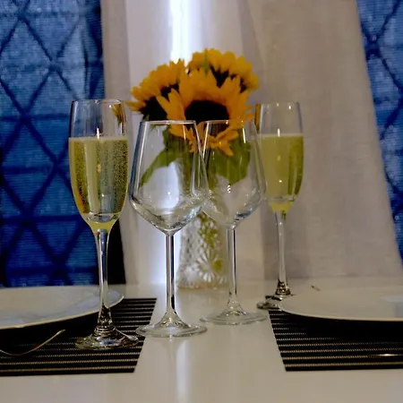 Faubourg St Pierre דירה *